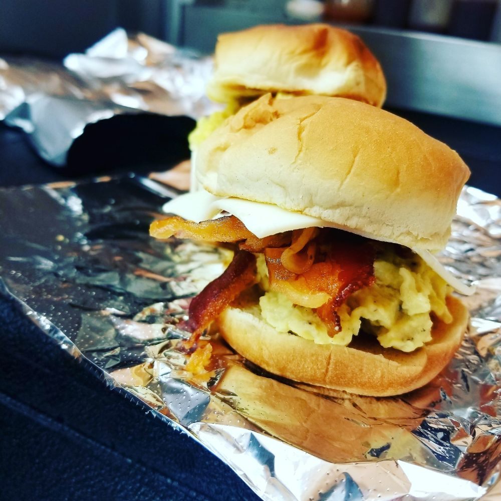 LuvPlates Soul & Grill