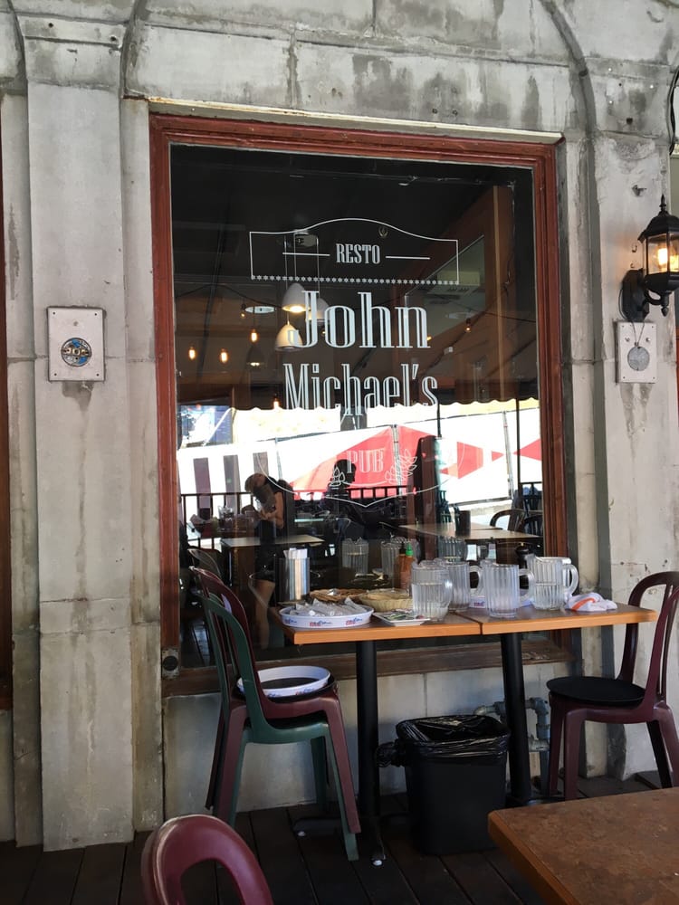 John Michael's Pub