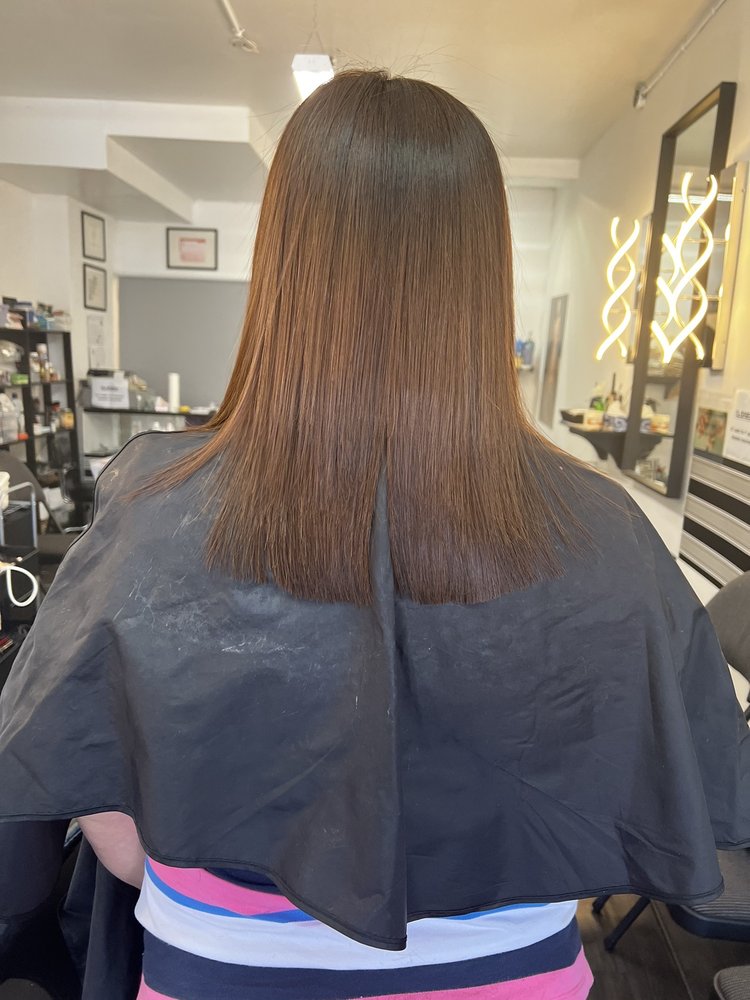 Saima Beauty Salon