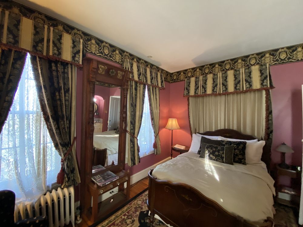 Faunbrook Bed & Breakfast