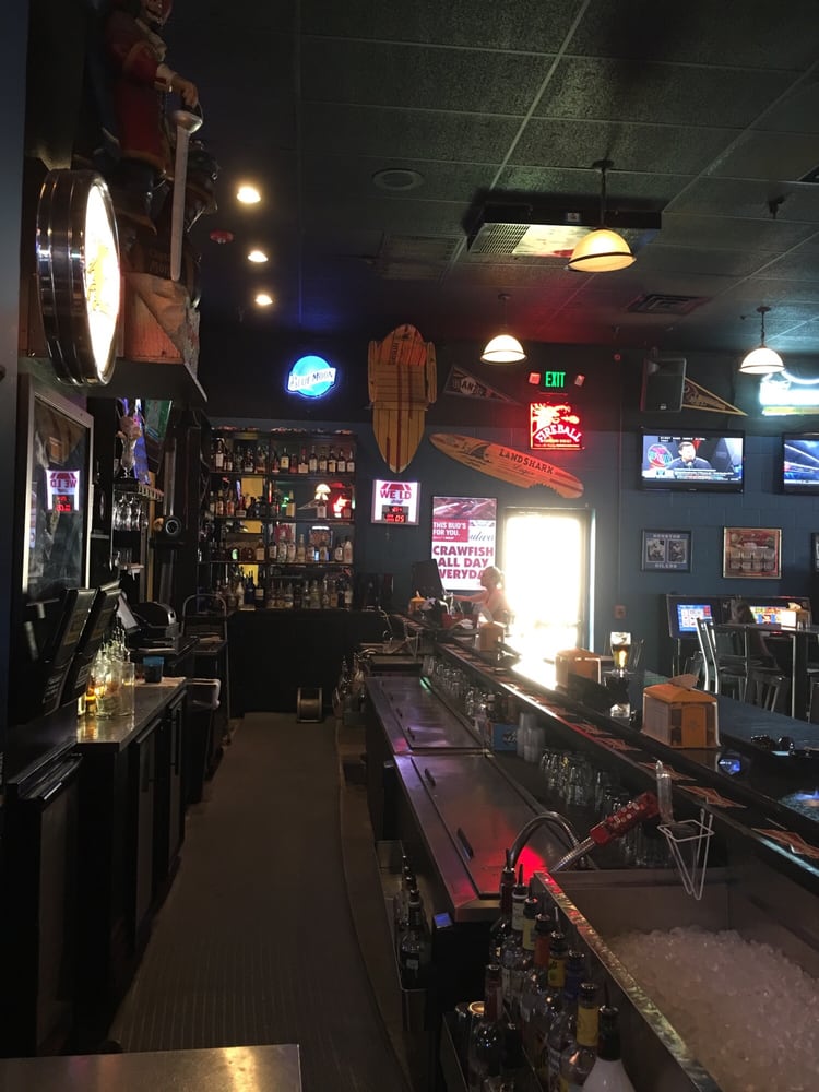 Outlaw Ray's Grill & Bar