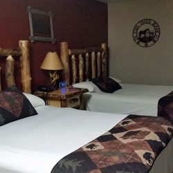 Horseshoe Mountain Lodge Restaurant 14 Photos Hotels 850 S Photo Of Horseshoe Mountain Lodge Restaurant Mount Pleasant Ut United States
