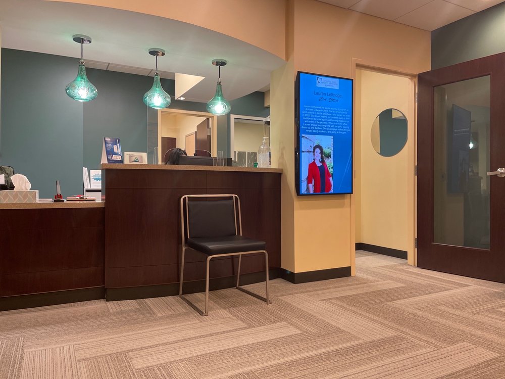 image of business Cosmetic And Implant Dentistry