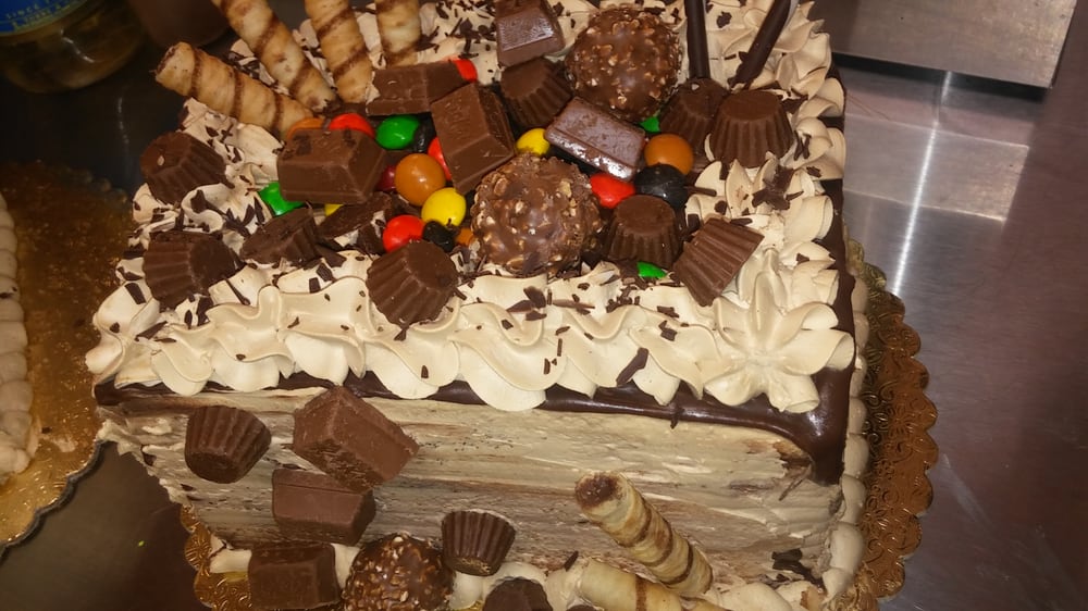 Aroma Bakery and Cafe 79 Photos & 13 Reviews Bakeries 241 Lincoln