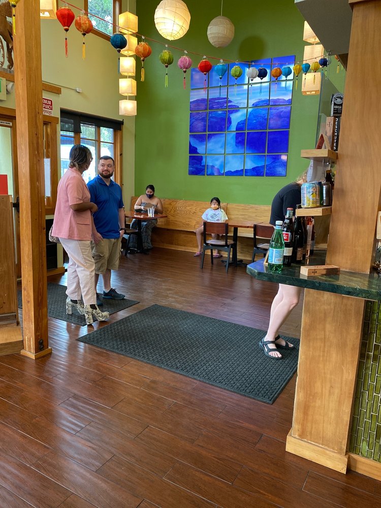 Jade Bistro Teahouse & Patisserie