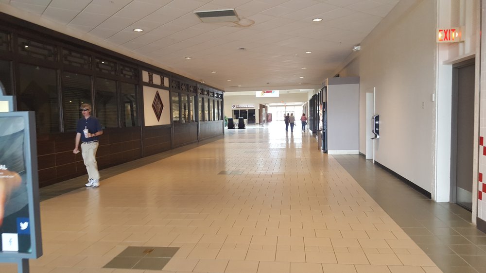 Chautauqua Mall