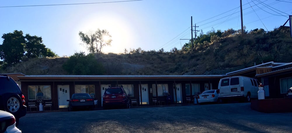 Blonquist Motel - Hotels - 99 S Main St, Coalville, UT - Phone Number