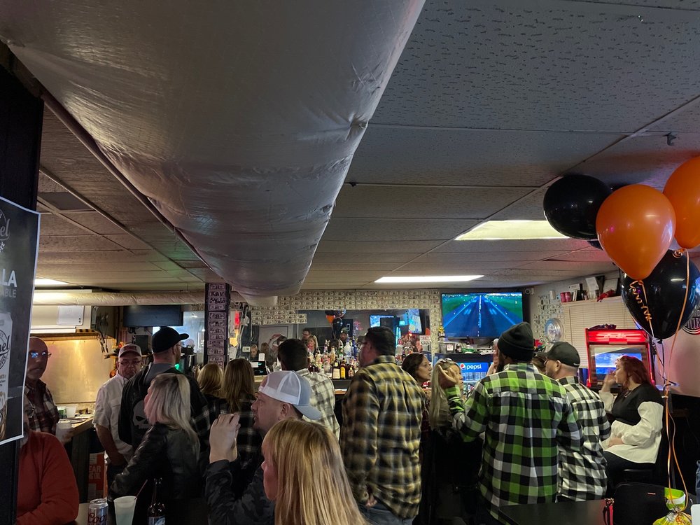 Doff's East 25th Street Pub Doff's East 25th Street Pub