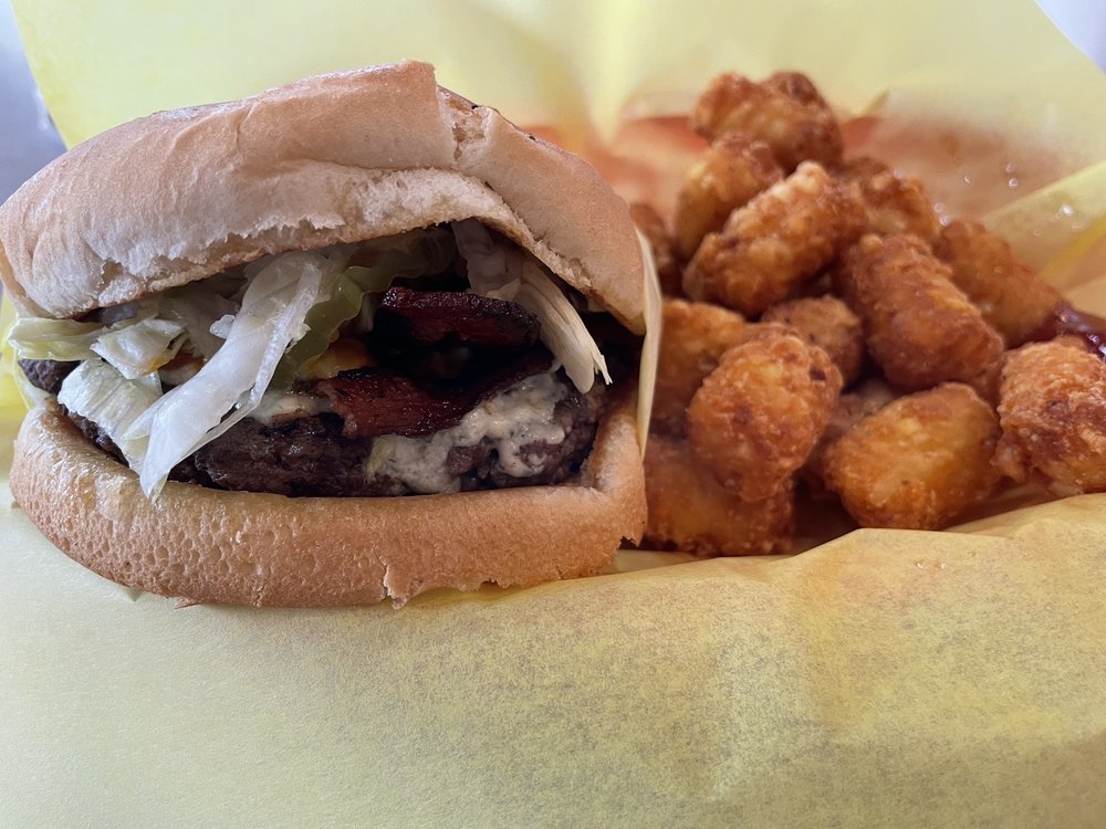 Hideout Burgers