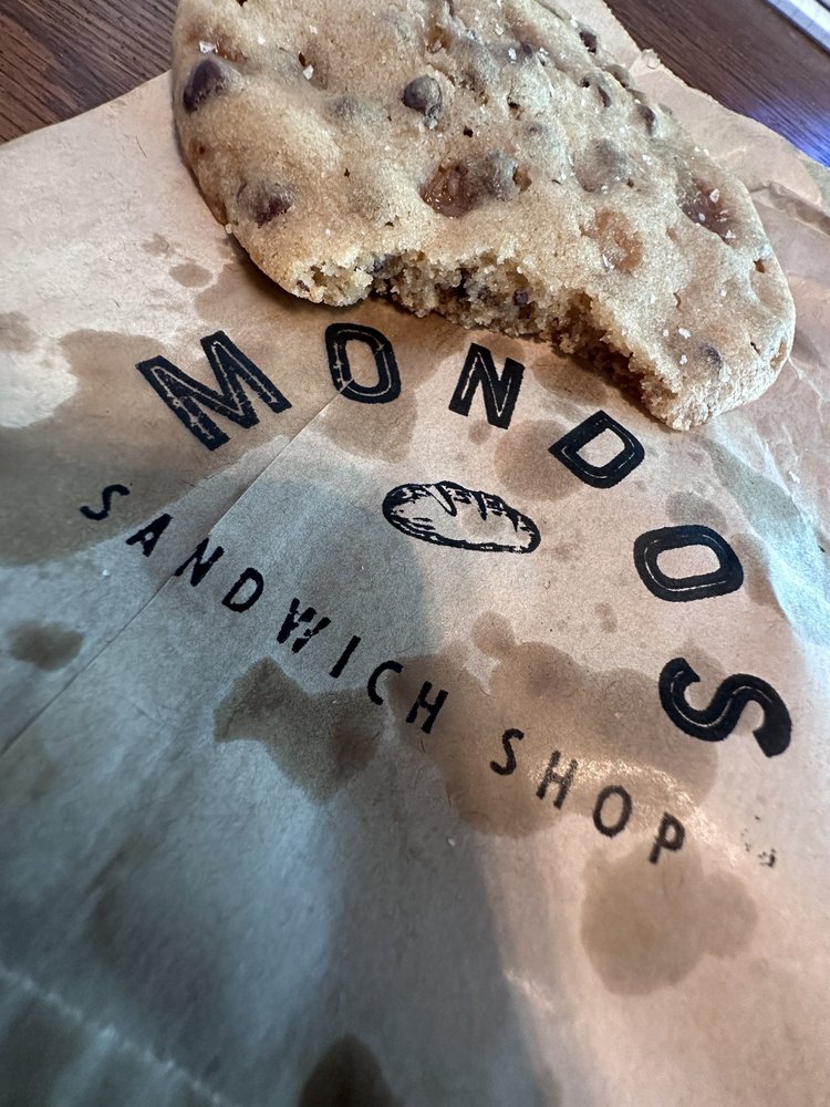 Mondos Sandwhich Shop