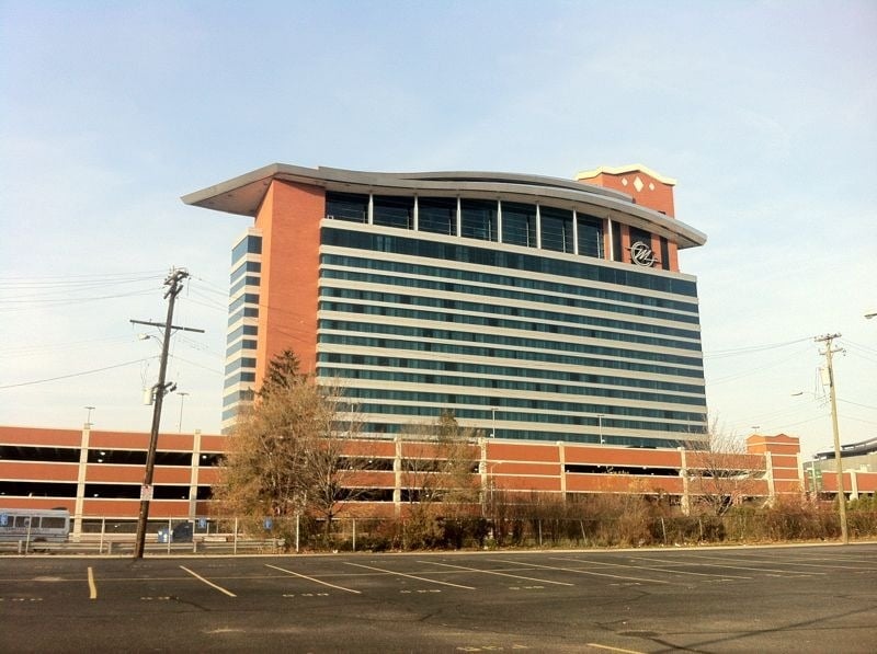 Detroit casino seafood buffet
