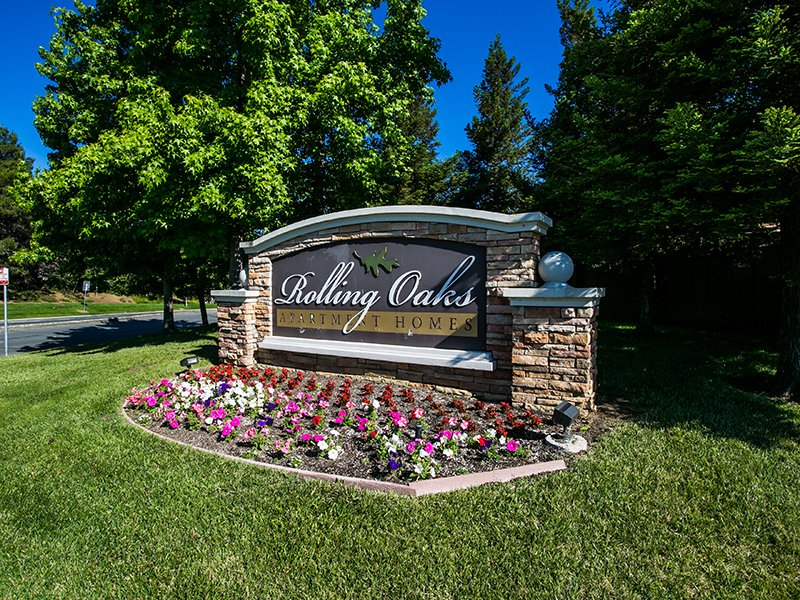 Rolling Oaks Apartment Homes
