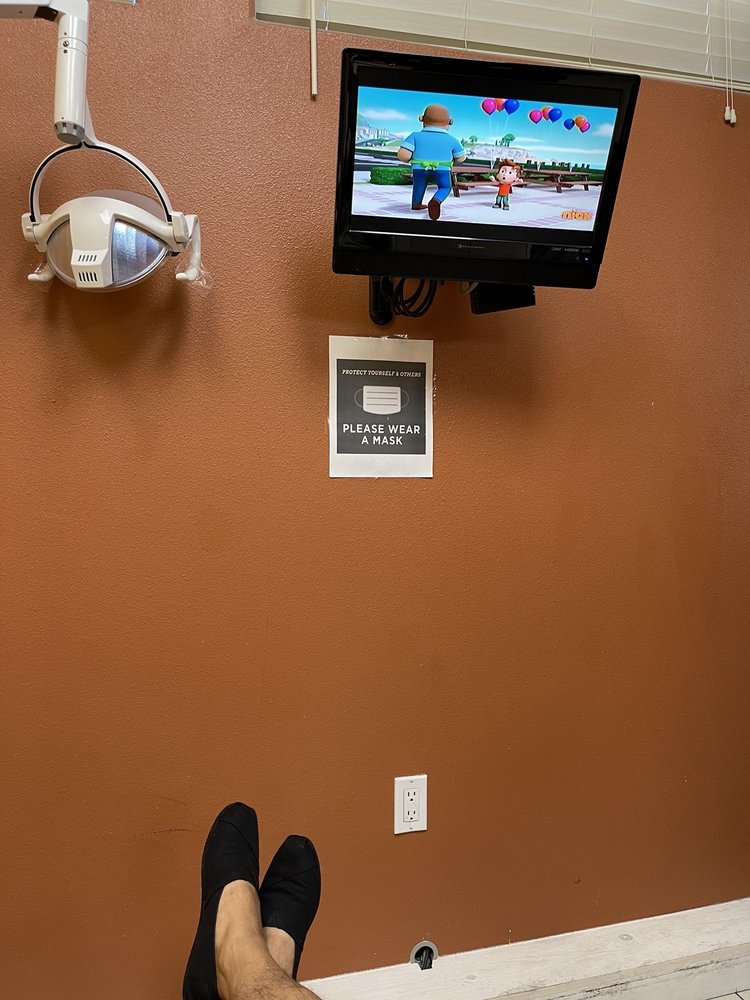 image of business Le Chabot Dental