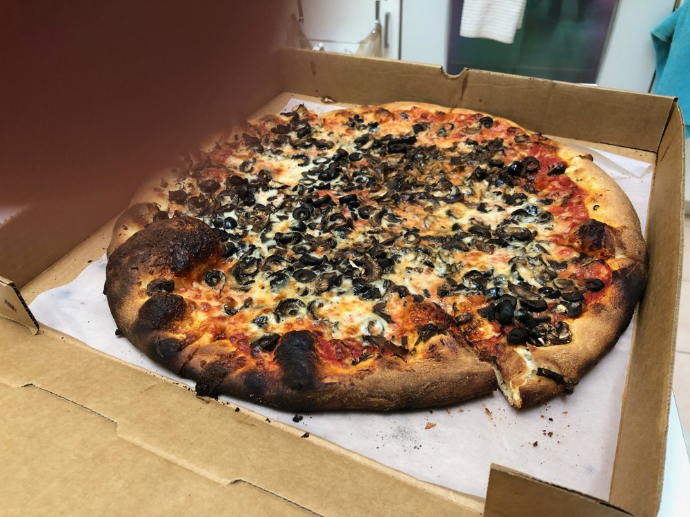 Vetture's Pizzeria and Restaurant