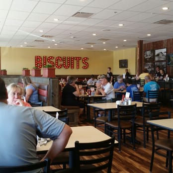 The Biscuit 62 Photos 46 Reviews Breakfast Brunch 311 Photo Of The Biscuit Raymore Mo United States Nice New Clean