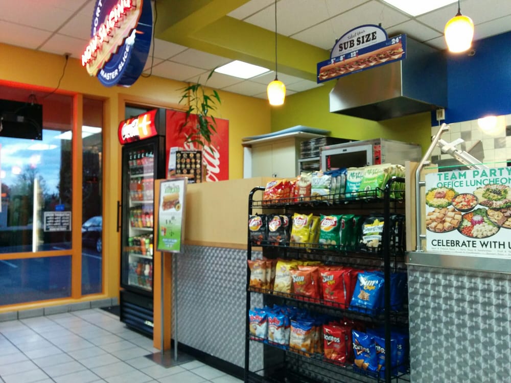 Port of Subs 13 Photos & 68 Reviews Sandwiches 22000 64th Ave W