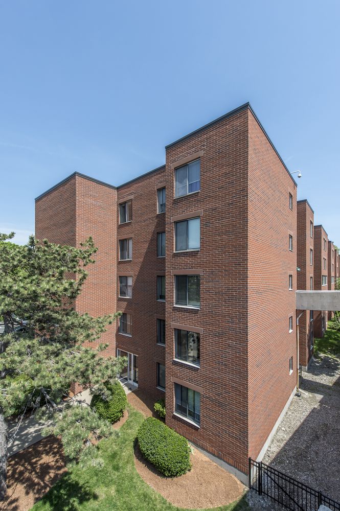 The Village At Brookline 13 Photos Apartments 77 Village Way