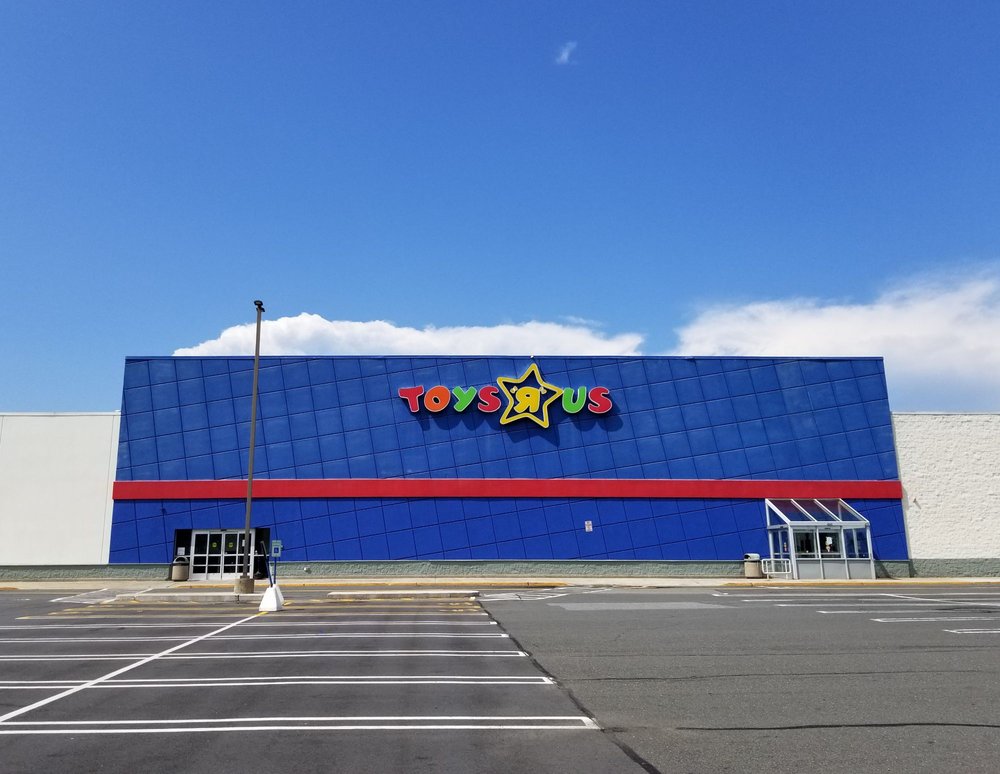 Toys R Us CLOSED 14 Reviews Toy Stores 122 E Route 59, Nanuet