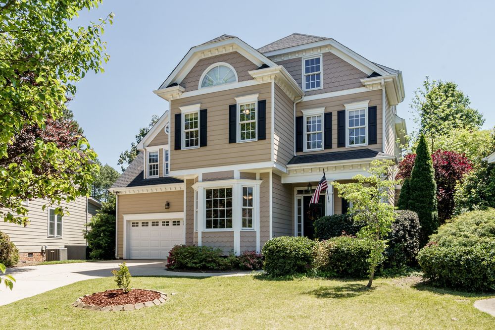 Annie Freed - Berkshire Hathaway HomeServices YSU Realty