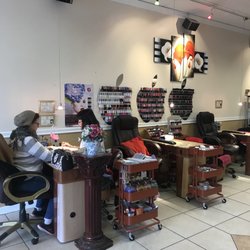 Kingwood Nails - 13 Reviews - Nail Salons - 522 Kingwood Dr, Kingwood