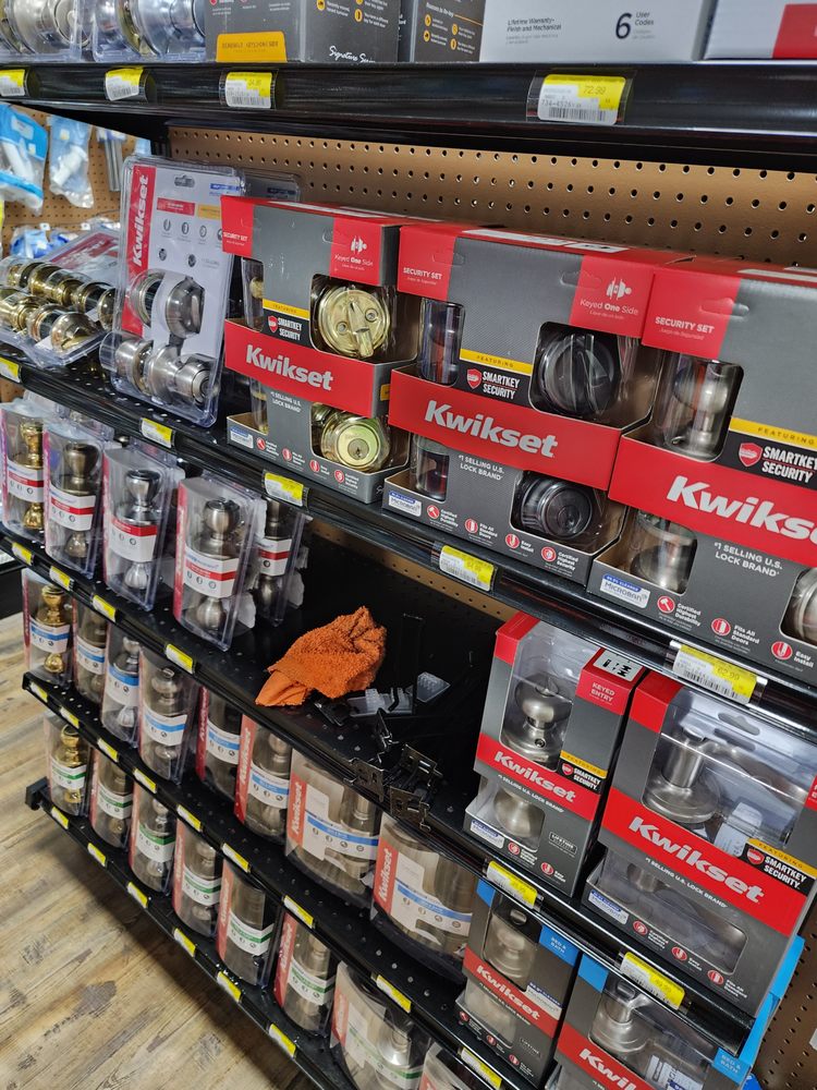 Hill's Hardware