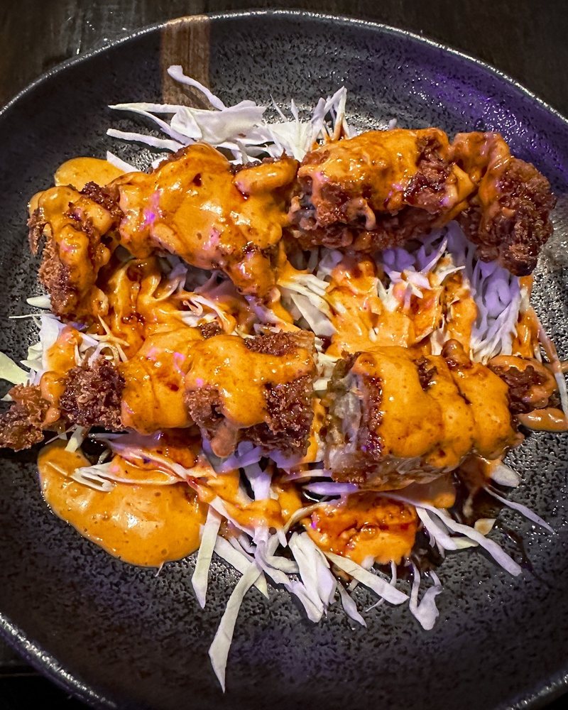 Akaya Sushi, Izakaya & Ramen