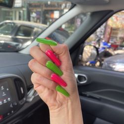 Luxe Nails photo