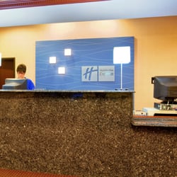 Holiday Inn Express Suites Sycamore 10 Reviews Hotels 1935 Photo Of Holiday Inn Express Suites Sycamore Il United States