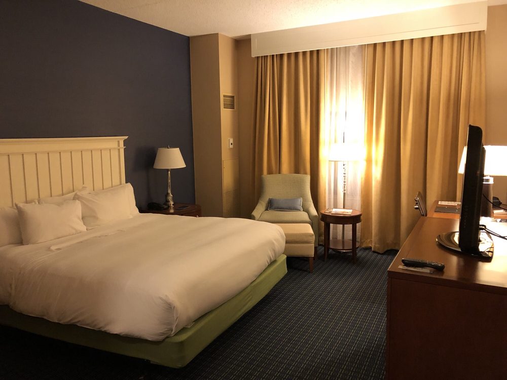 Hilton Lexington / Downtown 73 Photos & 65 Reviews Hotels 369