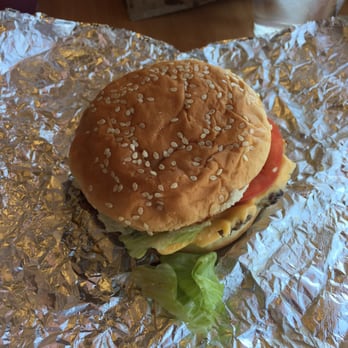 Five Guys 11 Photos 25 Reviews Burgers 2856 S Rt 59 Photo Of Five Guys Naperville Il United States Little Burger