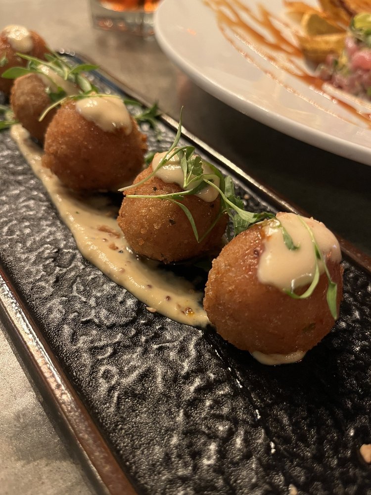 La Romanita Restaurant And Lounge Hyperflyer Instant Delivery