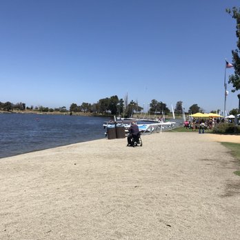 shoreline lake mountain blvd