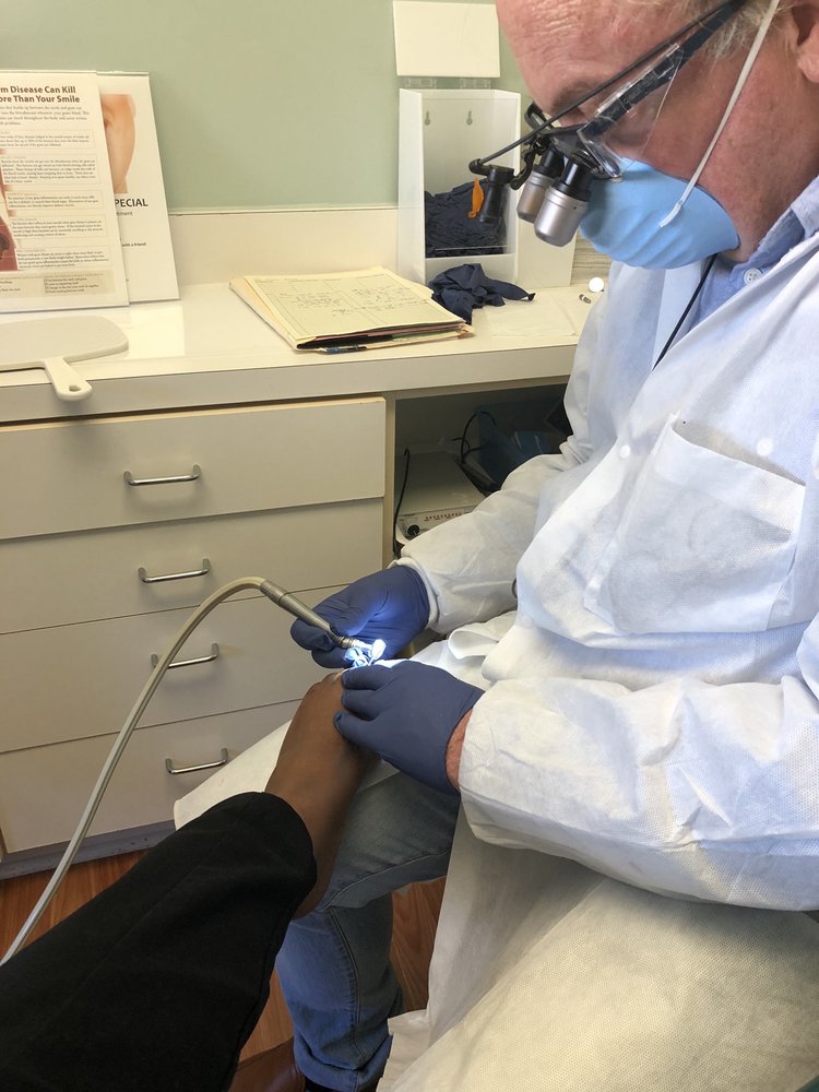image of business John W Schulz, DDS