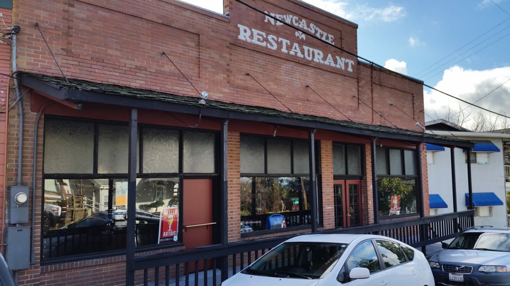 Antuzzi's Newcastle Inn