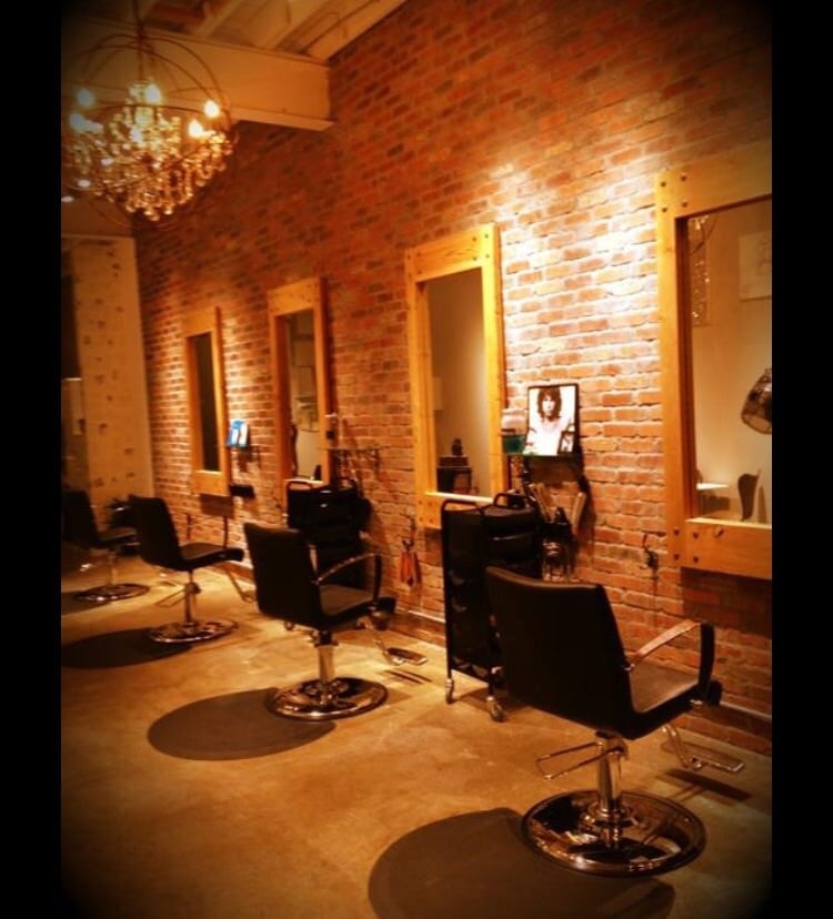 Apartment 12 51 Photos & 29 Reviews Hair Salons 1636 Main St