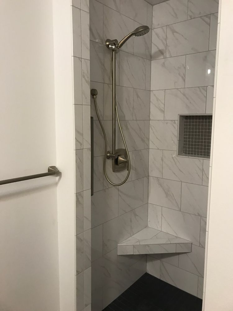 Farias Construction