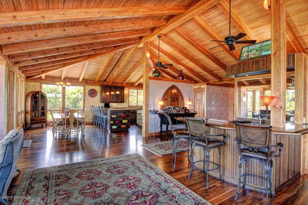 Blue Moon Estate Sales