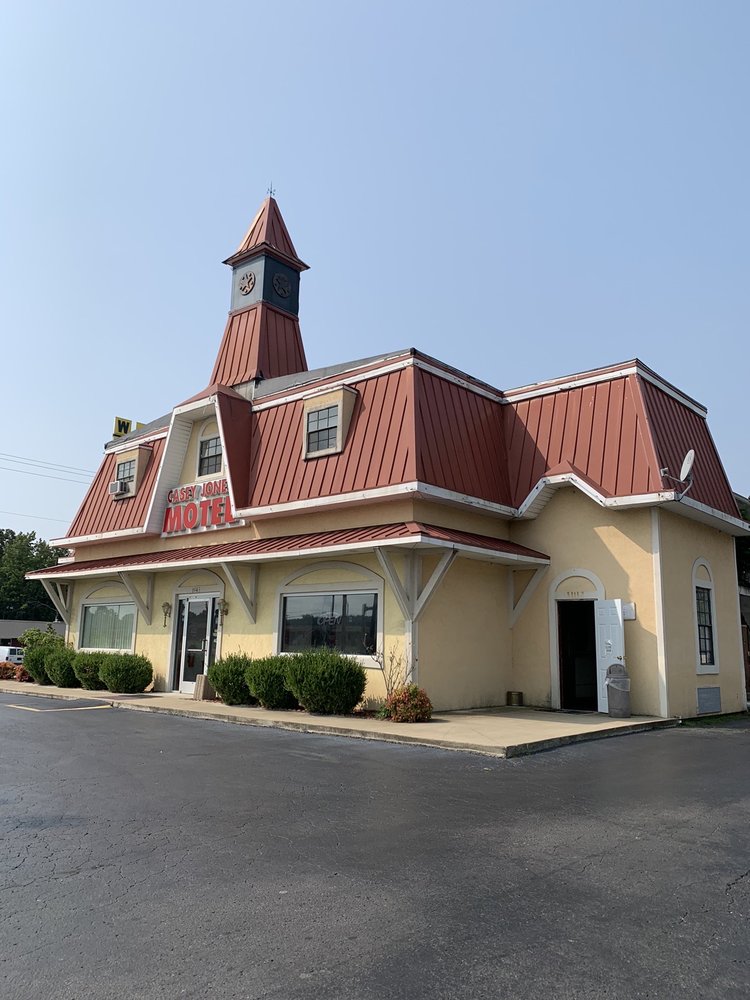 Casey Jones Station Inn