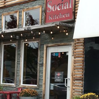 Social Kitchen 134 Photos 120 Reviews Tail Bars 541 1st Photo Of Social Kitchen Lasalle Il United States Outside