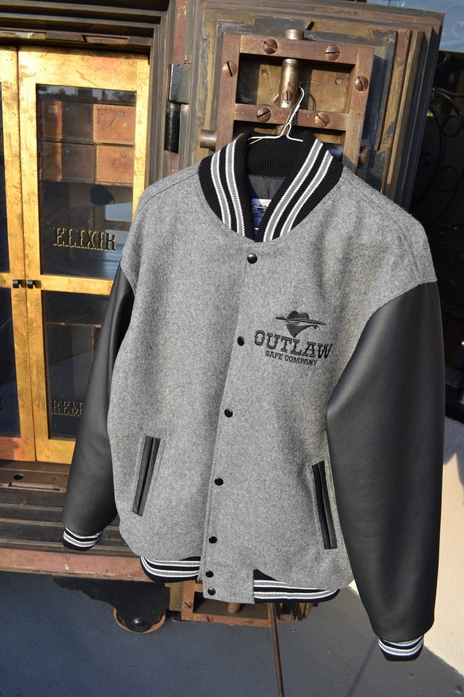C & L Custom Varsity Jackets 26 Photos & 24 Reviews Sports Wear