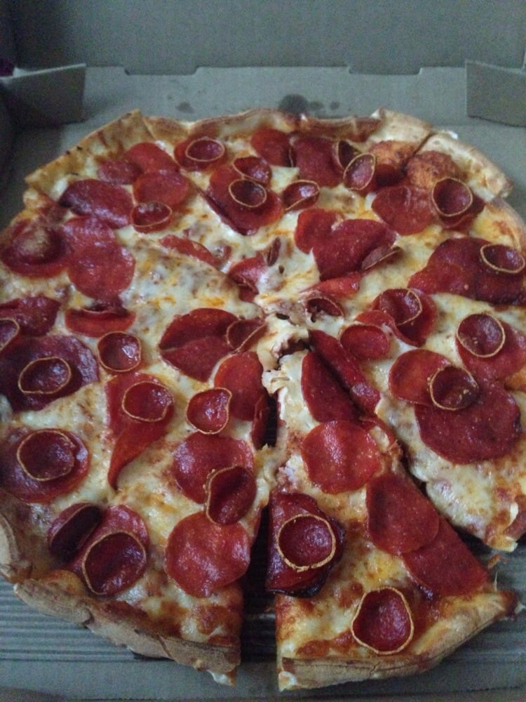 Triple Pepperoni On Skinny Crust Yelp Photo Of Round Table Hercules Ca United States Triple Pepperoni On