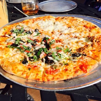midtown pizza kitchen - 38 photos & 72 reviews - pizza - 2940 midtown pizza kitchen - 38 photos & 72 reviews - pizza - 2940