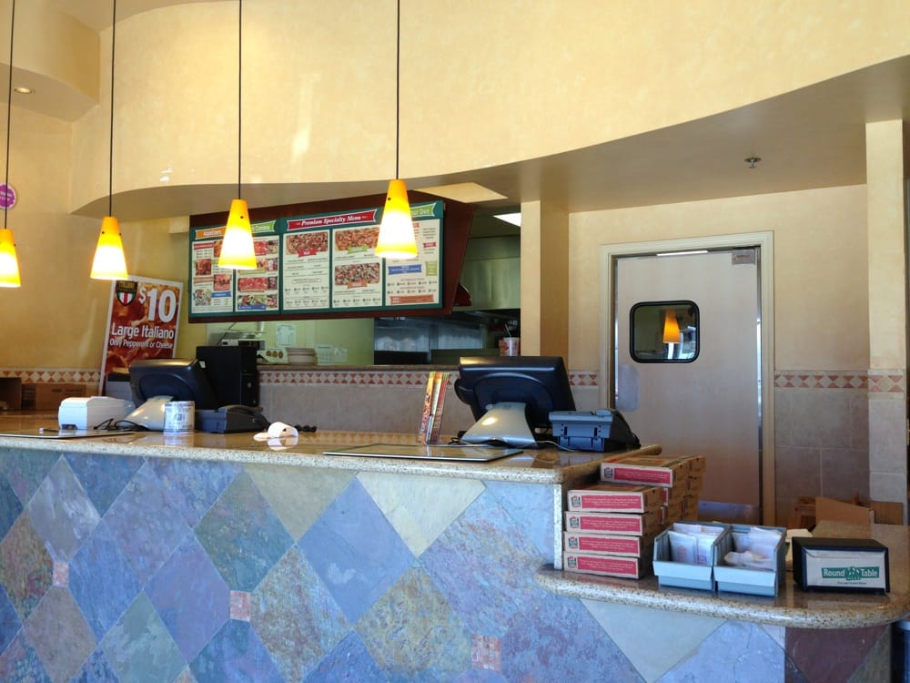 Round Table Closed 27 Reviews 204 E 17th St Round Table Closed 27 Reviews 204 E 17th St Costa Mesa Ca Restaurant Phone Number Yelp