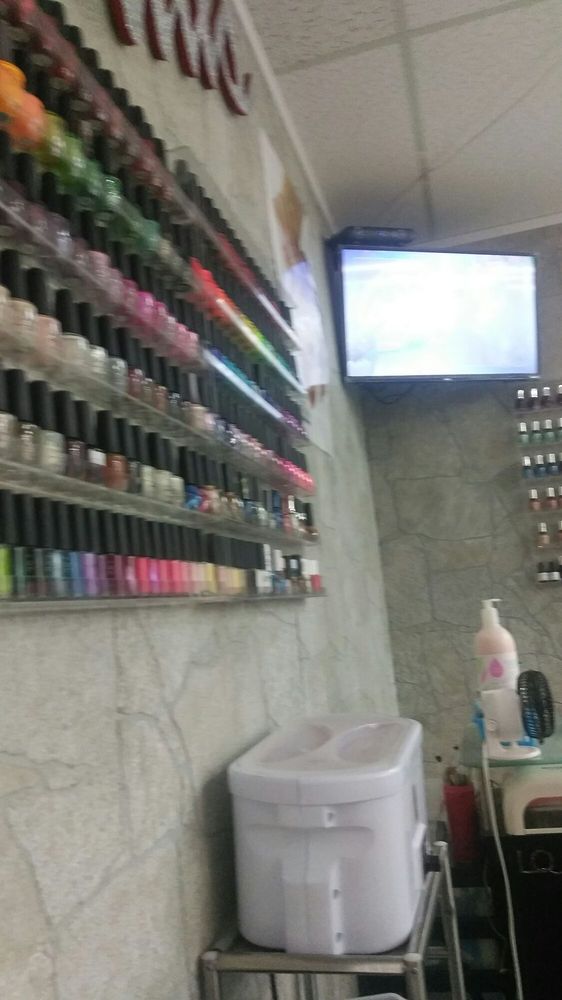Lilly's Beauty Lounge