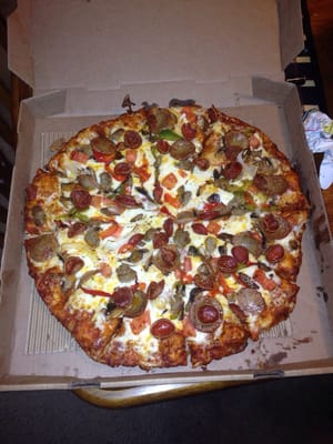 Round Table Pizza 31 Photos 43 Reviews Pizza 1457 N