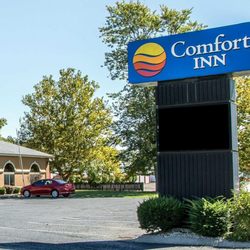 Comfort Inn 16 Photos Hotels 840 N Washington St Van Wert Photo Of Comfort Inn Van Wert Oh United States