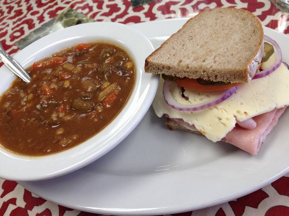 Das Alpenhaus Delikatessen 53 Photos & 25 Reviews German 1340 S