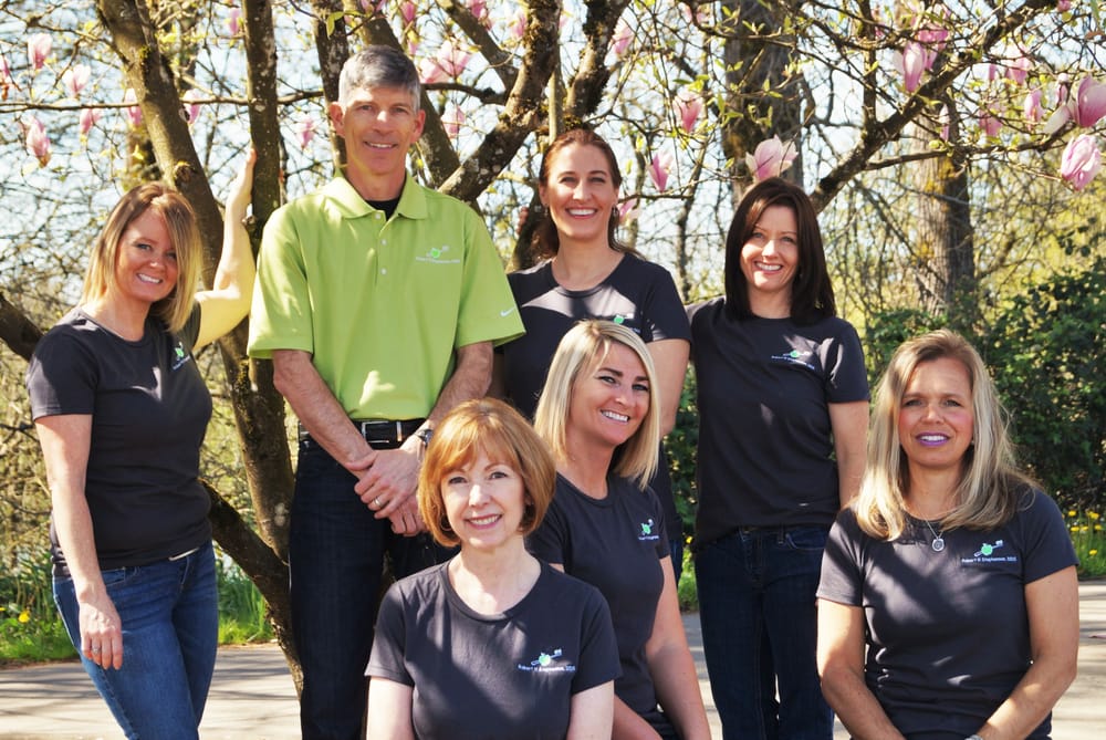 image of business Robert H Stephenson,DDS