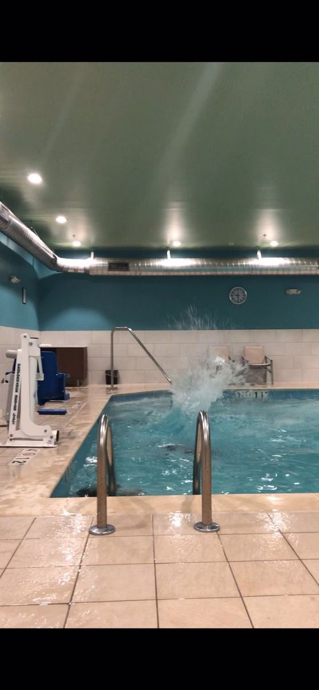 Holiday Inn Express & Suites Salisbury