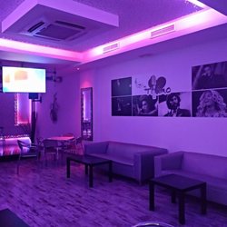 Paradas más cercanas a Karaoke Ti Amo en Sevilla